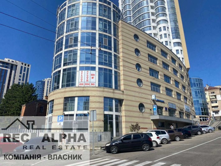 Дніпро, центр, Яворницького 5, сучасна комерція 691м, фасад, Власник - фото 1