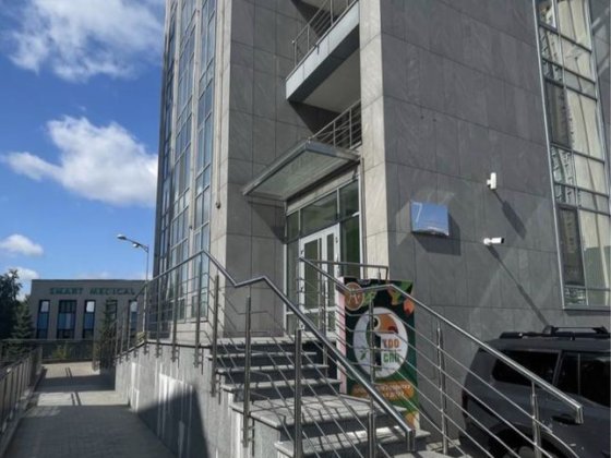 Нежитлове приміщеня. Джона Маккейна,7. 334м2. Київ