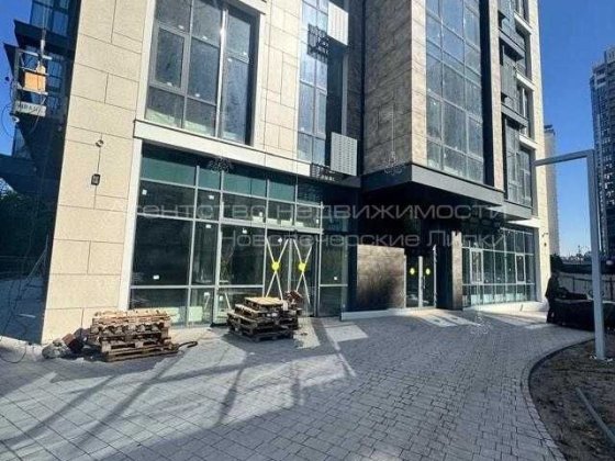 Продаж фасадного нежитлового приміщення 151 м2 Новопечерські Липки Київ