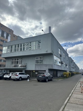 Продаж нежитлове офісне приміщення м. Лівобережна Раїси Окіпной 4Б - фото 1