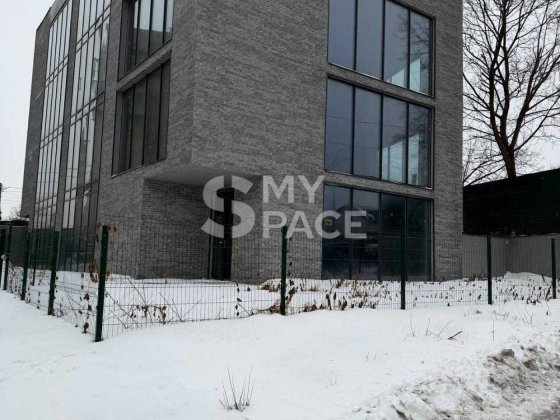 Нова будівля на пр. Лобановського /Брожка, м. Деміївська Київ