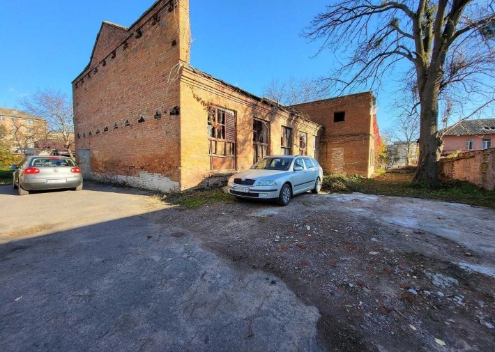Продаж комерційного приміщення на Ближньому Замості - фото 1