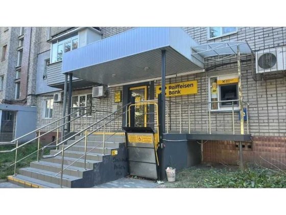 ПРОДАЖ - Фасадне нежитлове приміщення, площею 138,2 кв.м. м. Дніпро Дніпро