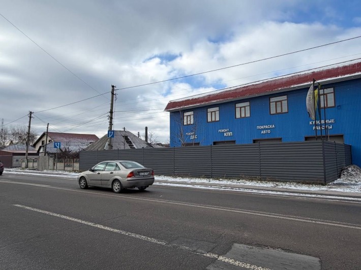 Продам часть здания на красной линии - фото 1