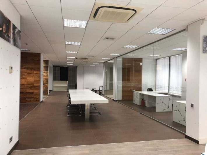 БЕЗ %  Продажа 235 кв.м. магазин, салон ул. Саперно-Слободская, 22 - фото 1