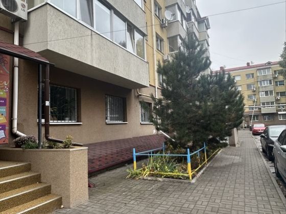 Продаж приміщення під медичний центр чи салону краси Дніпро