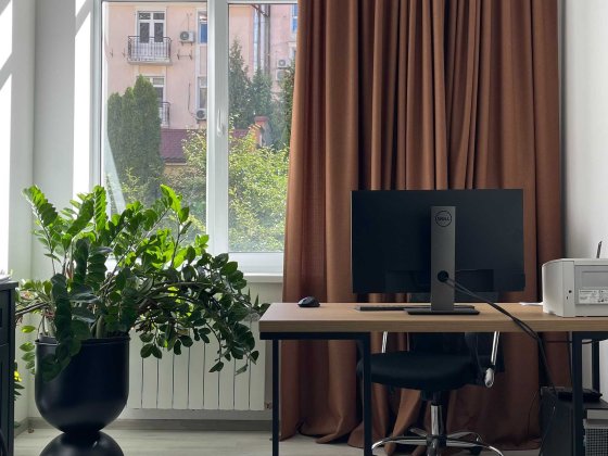 Терміново! Центр. Продам приміщення під салон, барбер, шоу-рум, офіс Киев