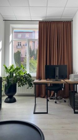 Терміново! Центр. Продам приміщення під салон, барбер, шоу-рум, офіс - фото 1