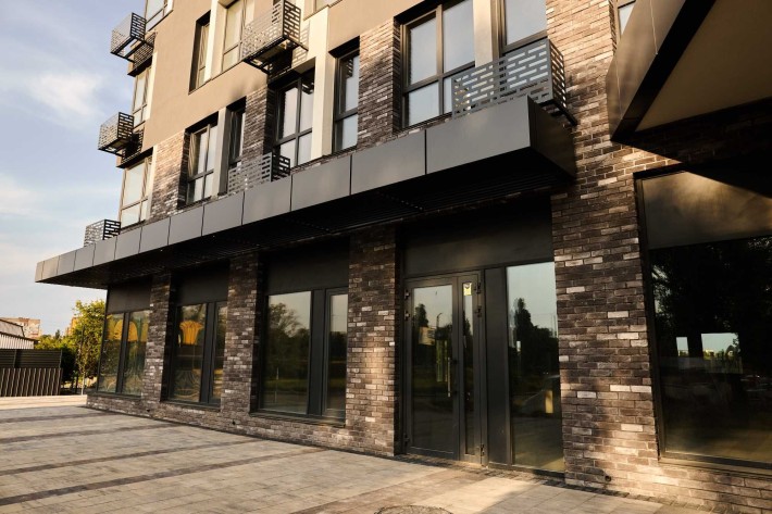 Комерція, ЖК А+Я, кутова на фасаді, 266 м2, від забудовника. - фото 1