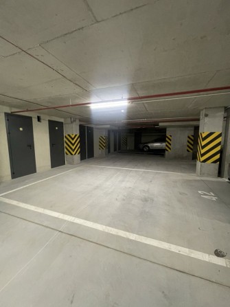 Продаж 2-ох паркомісць PRAUD select в. Клепарівська центр Без комісії - фото 1