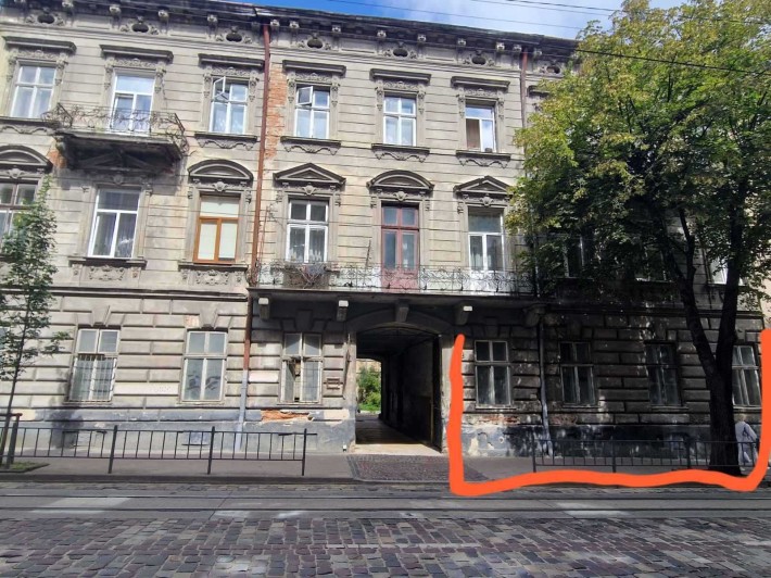 Продаж приміщення вул.Дорошенка(Головна пошта) - фото 1