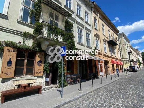 Продаж приміщення в центрі на Валовій  1 поверх Львів