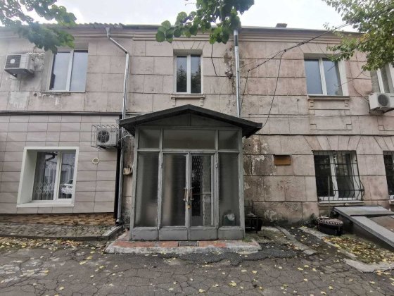 ЄМК ДП «Укркольорпром», площею 1 370,4  кв.м. у м. Дніпро Дніпро