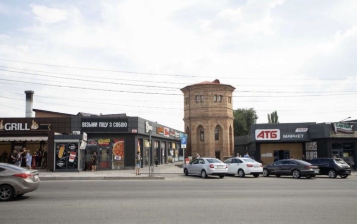 Продам коммерческое помещение по ул.Иванова 2б. - фото 1