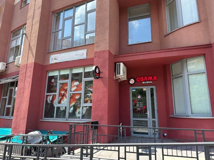 Федора Ернста 16 Б. Приміщення в житловому будинку. 1 поверх. - фото 1