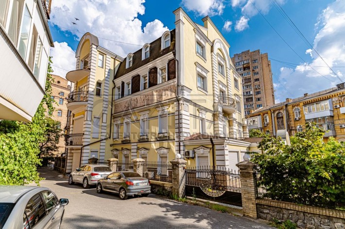 Продажа 4-этажного здания по ул. Саксаганского, Голосеевский р-н - фото 1