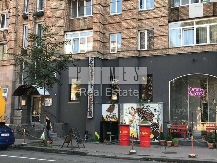 Прибуткове приміщення з орендарем вул Велика Житомирська Золоті Ворота - фото 1