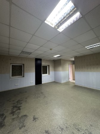 Приміщення 1-й пов НФ. Окремий вхід. 44 м2. Голосіівський пр 25 - фото 1