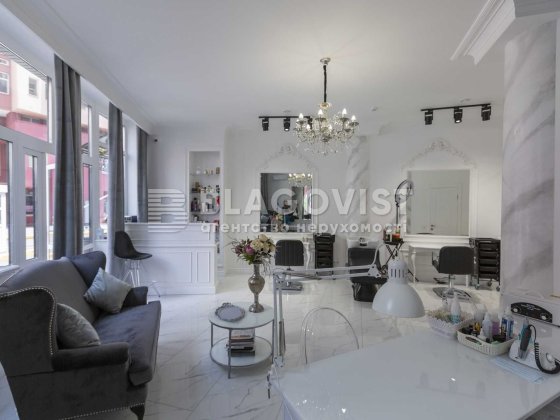 Продаж салон перукарня з орендаторами на Кадетскому Гаю Київ