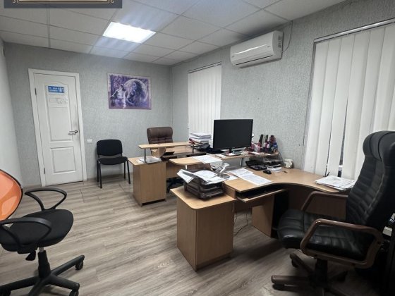 Продам комплекс промислових будівель