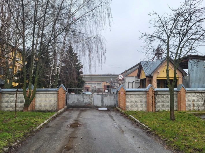 Комплекс будівель з обладнанням загальною площею 2 299,90 кв. м - фото 1