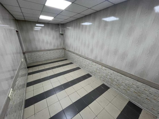 41 м2, Салон, Склад, Офіс , Пакрово Сирецкая 15, цокольне приміміщення Київ