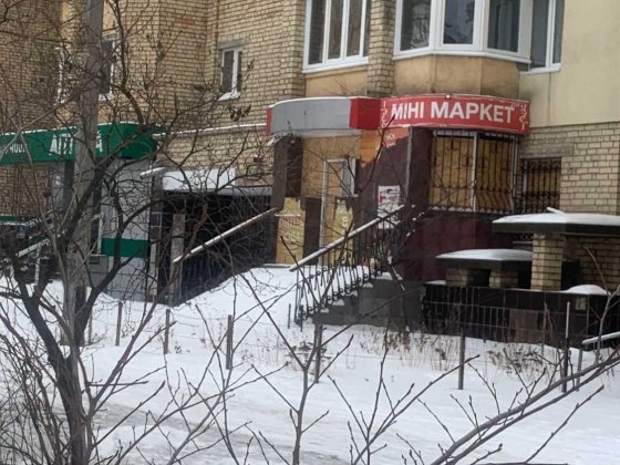 Продаж. Новодарницька. Фасад. Нежиле приміщення 70 метрів. Ремонт Київ