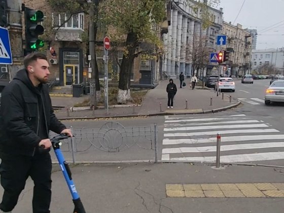 Фасад! Отличная локация! Проходимость 100%. Поток людей! Київ