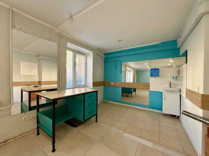 Продаж комерційного приміщення ТРЦ “Дафі” вул.Високовольтна підстанція - фото 1