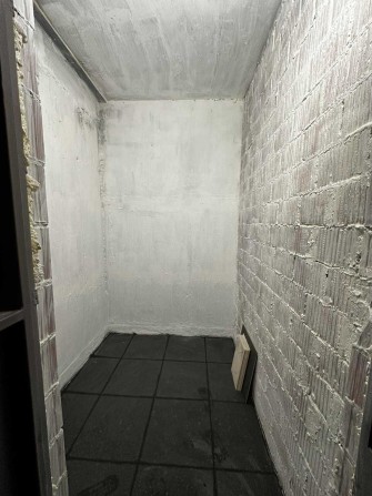 Продам комірку на вул. Шевченка 60 (Семицвіт). 5 корпус. 3,3кв.м. - фото 1