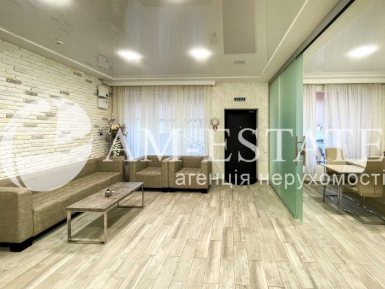 Продам отдельный офис в центре с паркоместом Хороброго Чкалова Артема Дніпро