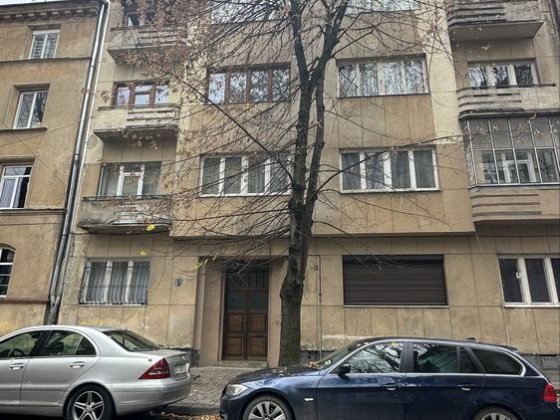 Продаж приміщення в центрі міста під ремонт Львів