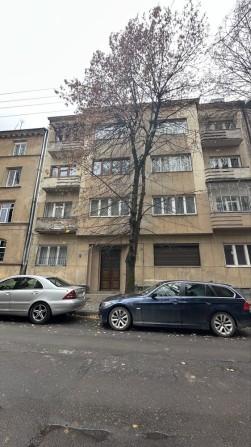 Продаж приміщення в центрі міста під ремонт - фото 1