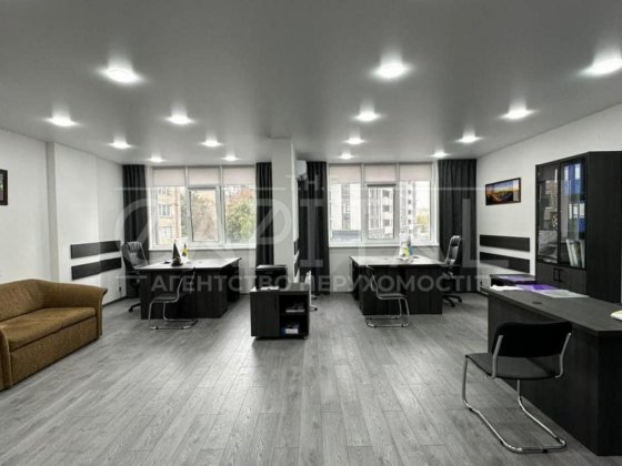 Продаж офісу, просп. Любомира Гузара, ЖК Сучасний квартал Київ