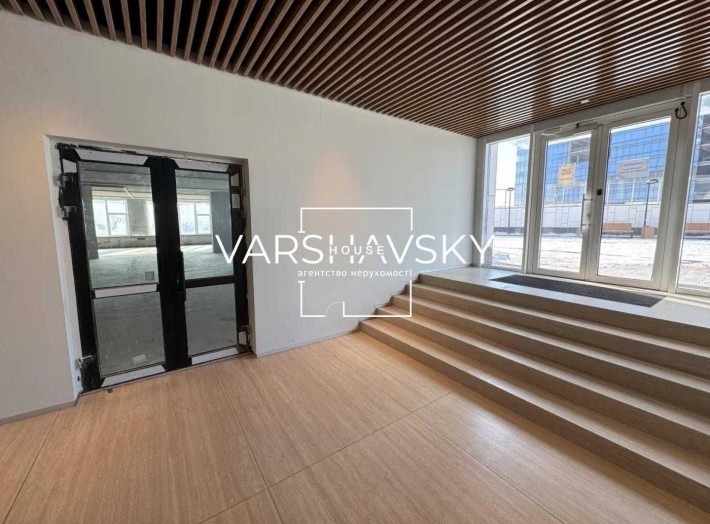 Продаж або оренда комерційного приміщення пр-т Берестейський - фото 1