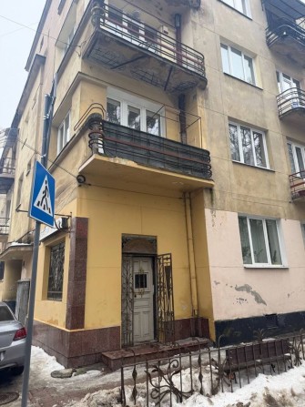 Продаж комерційного приміщення у Львові вул. Кубійовича, 17 - фото 1