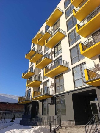 Продається  комерційне приміщення вул. Навроцького ЖК " AUROOM SPARK" - фото 1