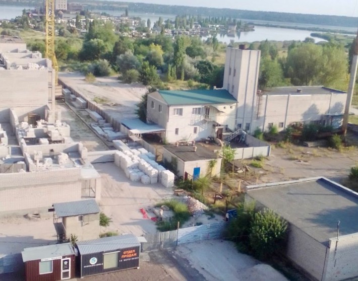 Продается коммерческое 2-х эт. помещение 240м2 с уч. 3.5 сот на Намыве - фото 1