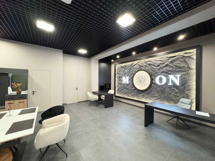 ‼️Фасадное помещение‼️102 метра, Киевский р-н, дизайнерский ремонт - фото 1