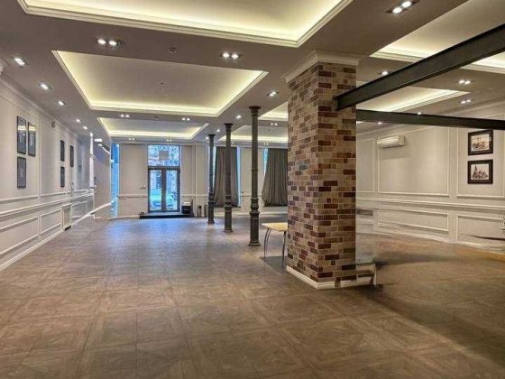 Фасад на вулиці Буніна. Одеса