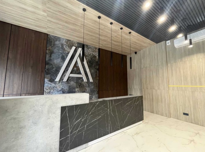 Помещение в бизнес-центре «А» различные виды деятельности, цена ТОП - фото 1