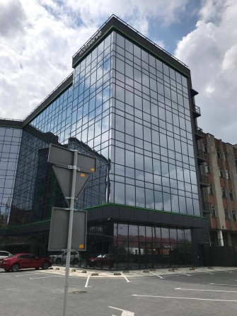 Оренда офісу з готовим ремонтом та безперебійним живленням - фото 1