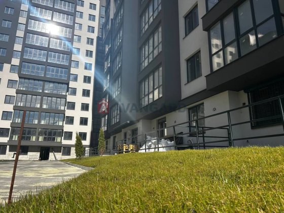Продаж комерційного приміщення 73 м2 ЖК R2 Residence Львів