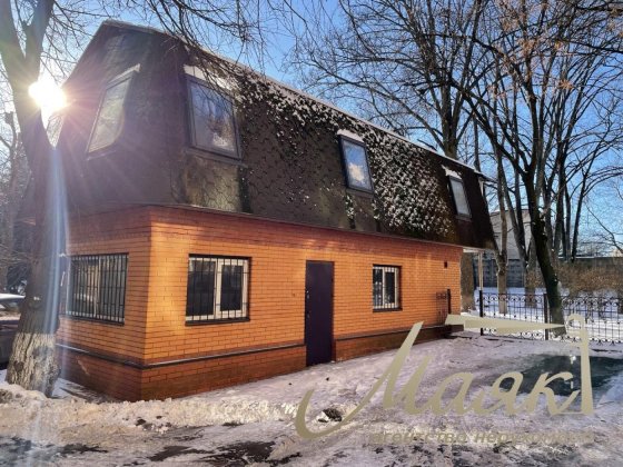 Продаж Окремої Будівлі 100м2+0,9соток ділянка, вул. Лаврська, Печерськ Київ