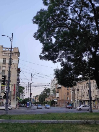 ПРОДАЖА помещения с АРЕНДАТОРОМ в Центре! - фото 1