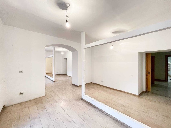 Продаж комерційного приміщення - фото 1