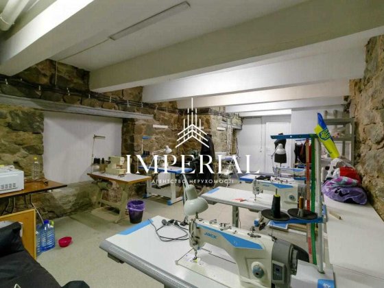 Продаж фасадного приміщення біля метро Політехнічний інститут Киев