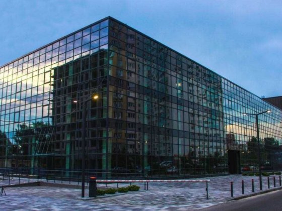 Продаж торгово-офісної будівлі /ТРЦ/новобудова