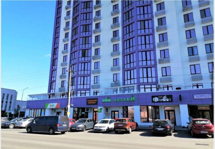 Продаж фасадного приміщення з мережевим орендарем , вулиця Садова - фото 1