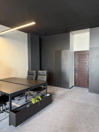 Продаж офісного приміщення в БЦ "Кадор" - фото 1